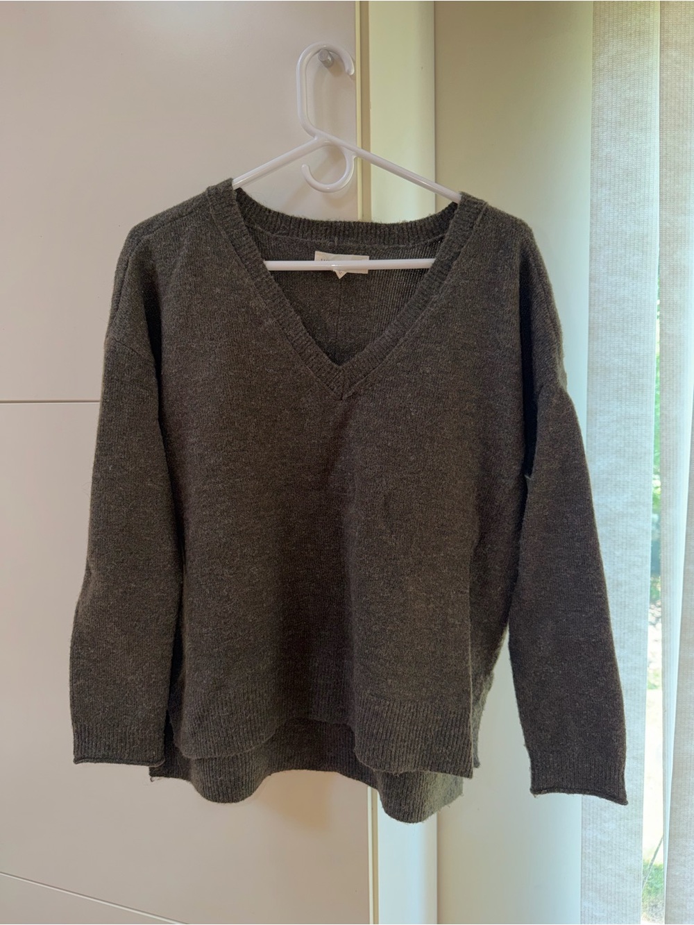Lucky Brand Women's V-Neck Sweater in Dark Green